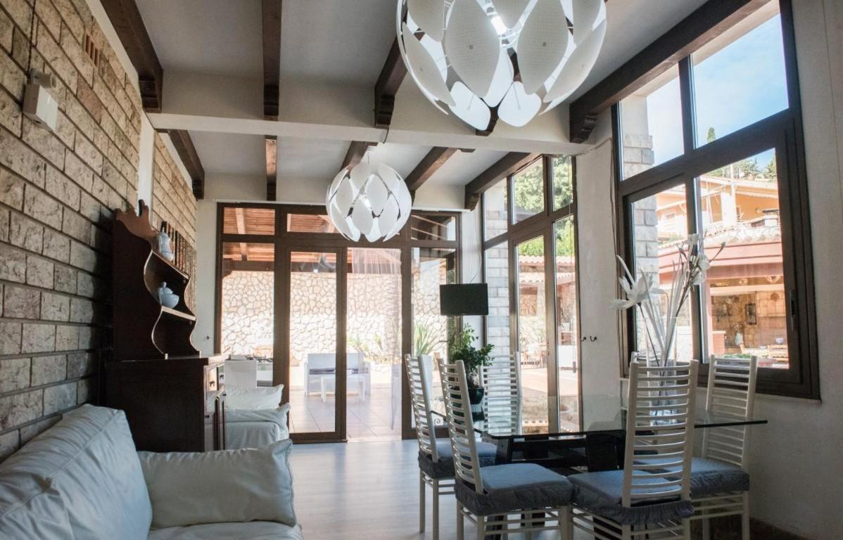 Villa Aversa 卡斯泰拉马莱 外观 照片