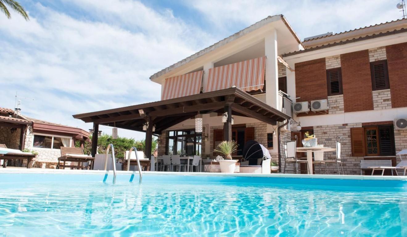 Villa Aversa 卡斯泰拉马莱 外观 照片