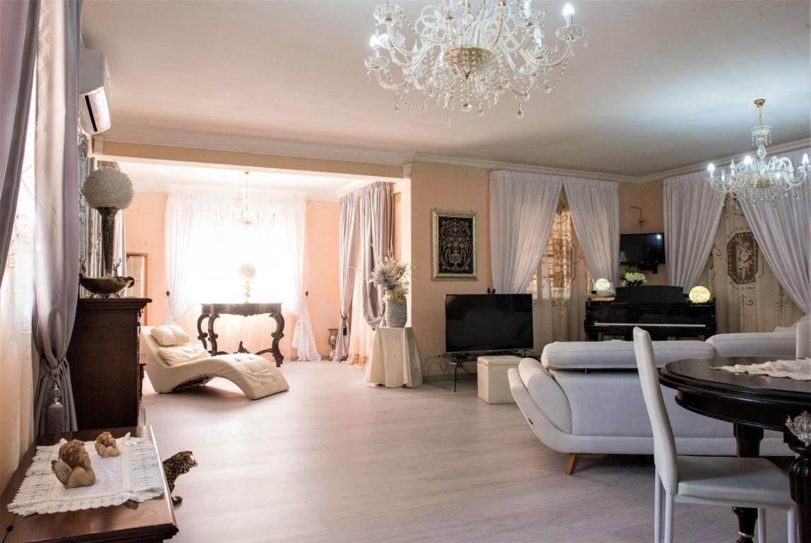 Villa Aversa 卡斯泰拉马莱 外观 照片